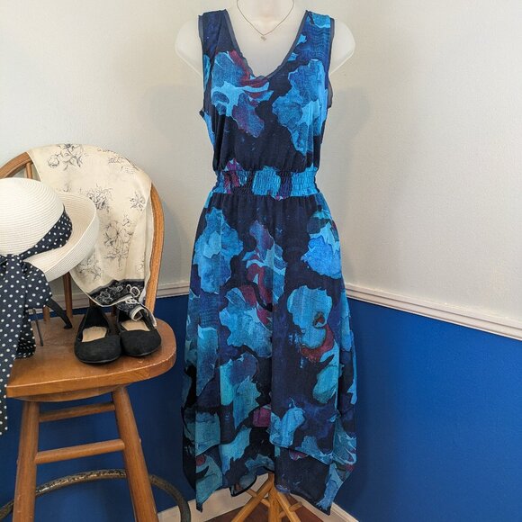 Simply Vera Vera Wang Dresses & Skirts - Simply Vera Vera Wang Shades of Blue Handkerchief Hem Dress